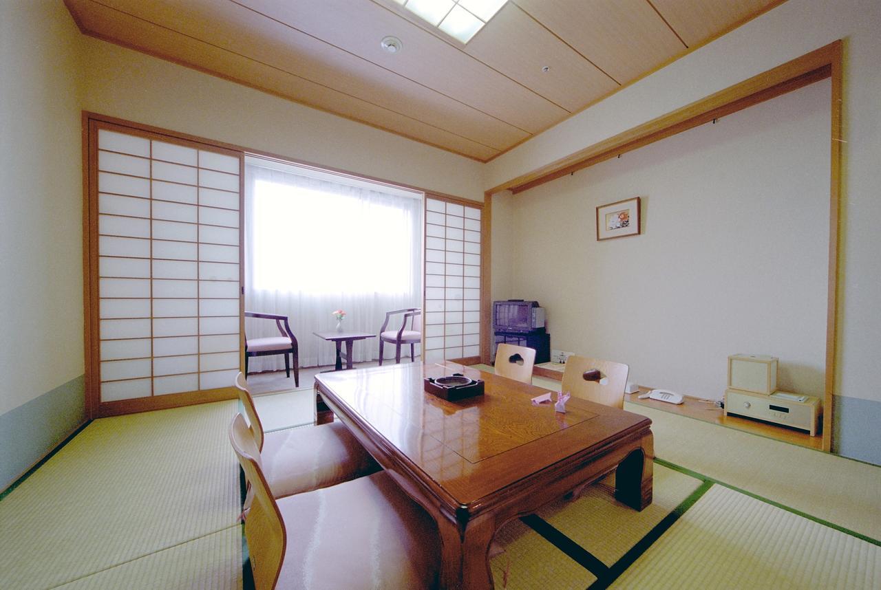 Resparle Fujiganaru Okayama Bagian luar foto